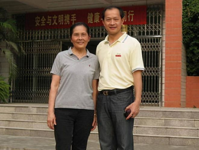 半导体功勋李爱珍4次申请中科BBIN院院士被拒却成为美国院士(图4)