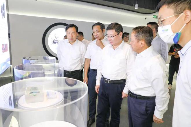 锻BBIN造半导体关键技术“策源地”！刚刚这个重量级创新平台在锡山揭牌(图8)