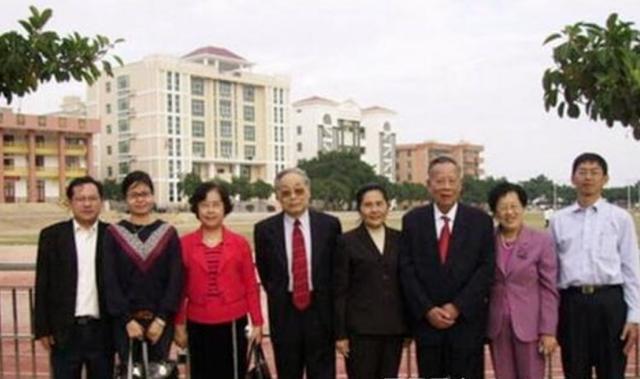 BBIN BBIN宝盈半导体功勋李爱珍：四次落选中科院士意外成美国首位外籍院士(图8)