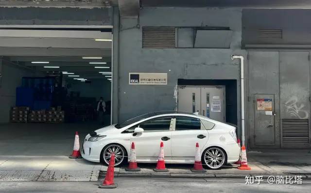 我所居住的城市｜香港第一家半导BBIN BBIN宝盈体工厂的荣光与悲情(图3)
