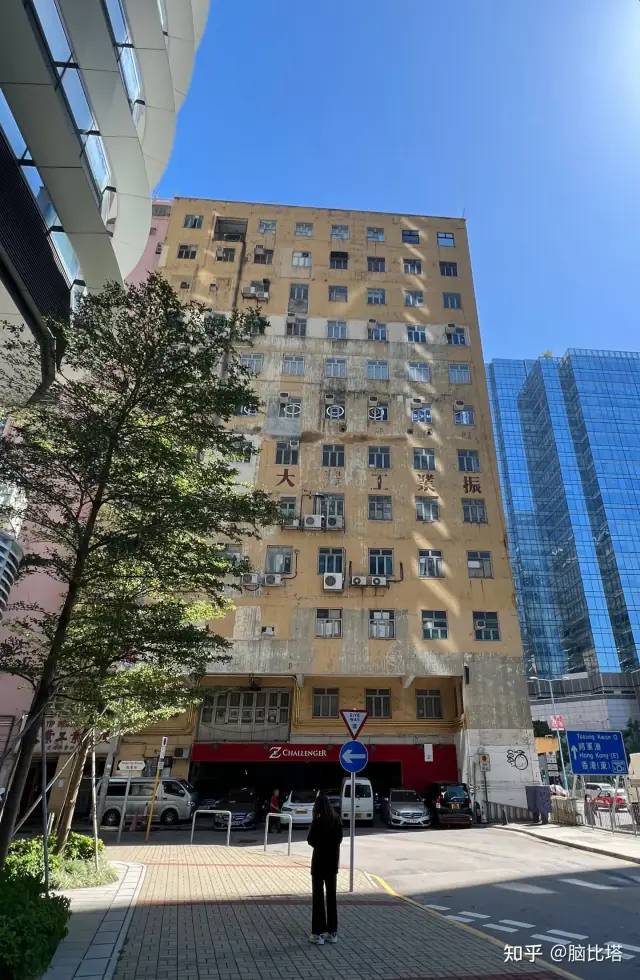 我所居住的城市｜香港第一家半导BBIN BBIN宝盈体工厂的荣光与悲情(图4)