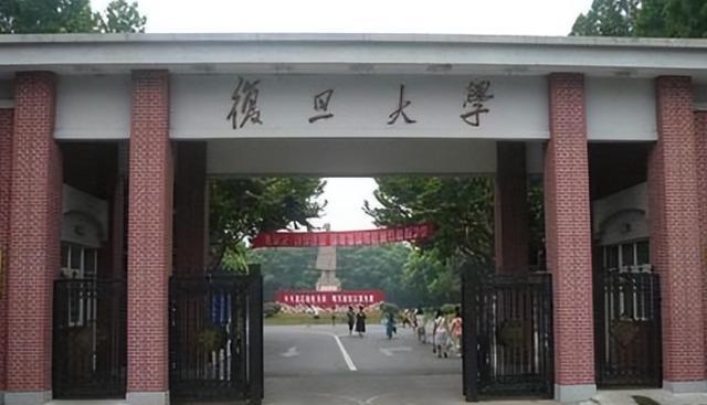 中国半导体功勋李爱珍4次申请中科院院士被拒如今BBIN BBIN宝盈集团却成美院士(图3)