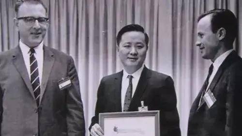 BBIN BBIN宝盈“台湾半导体之父”张忠谋：一个让对手发抖的人(图3)