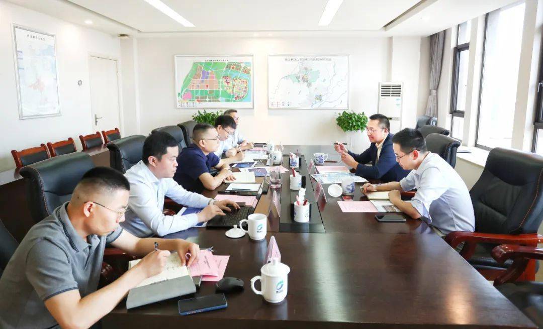 肖玉文会见新能源汽车关键电子元器件头部企业客BBIN BBIN宝盈集团人(图1)