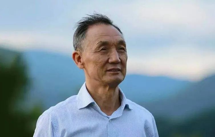 中有先锋兴邦志 激流砥柱亦巍然 ——中兴创始人侯为贵专访BBIN BBIN宝盈(图5)