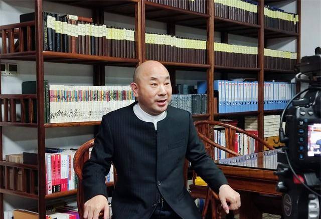 穷小伙带10元BBIN BBIN宝盈南下闯深圳靠一根铜线亿营收额超马化腾