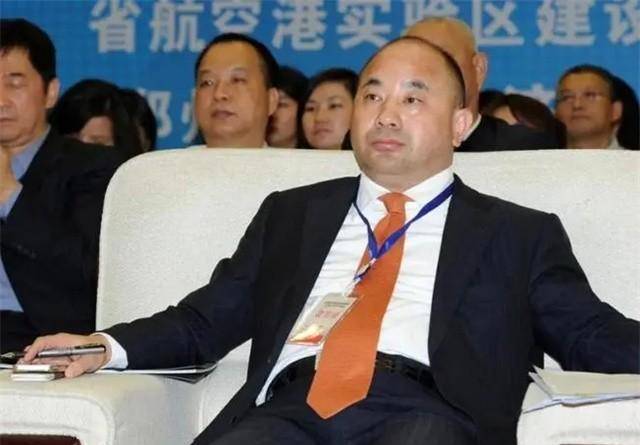 穷小伙带10元BBIN BBIN宝盈南下闯深圳靠一根铜线亿营收额超马化腾(图17)