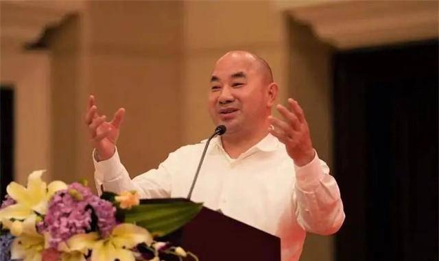 穷小伙带10元BBIN BBIN宝盈南下闯深圳靠一根铜线亿营收额超马化腾(图21)